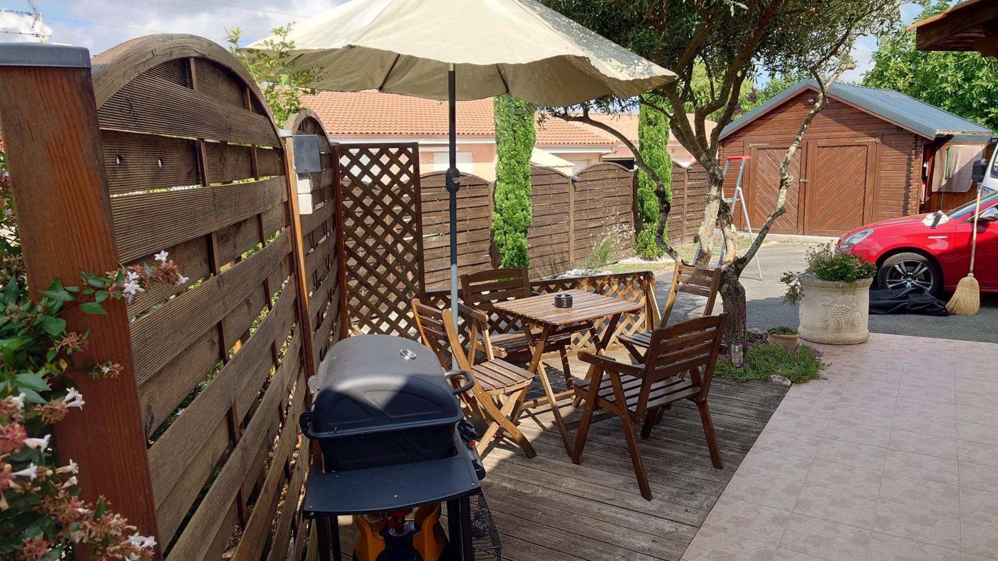Welcome Logement Avec Terrasse Proche Bordeaux Saint-André-de-Cubzac Kültér fotó